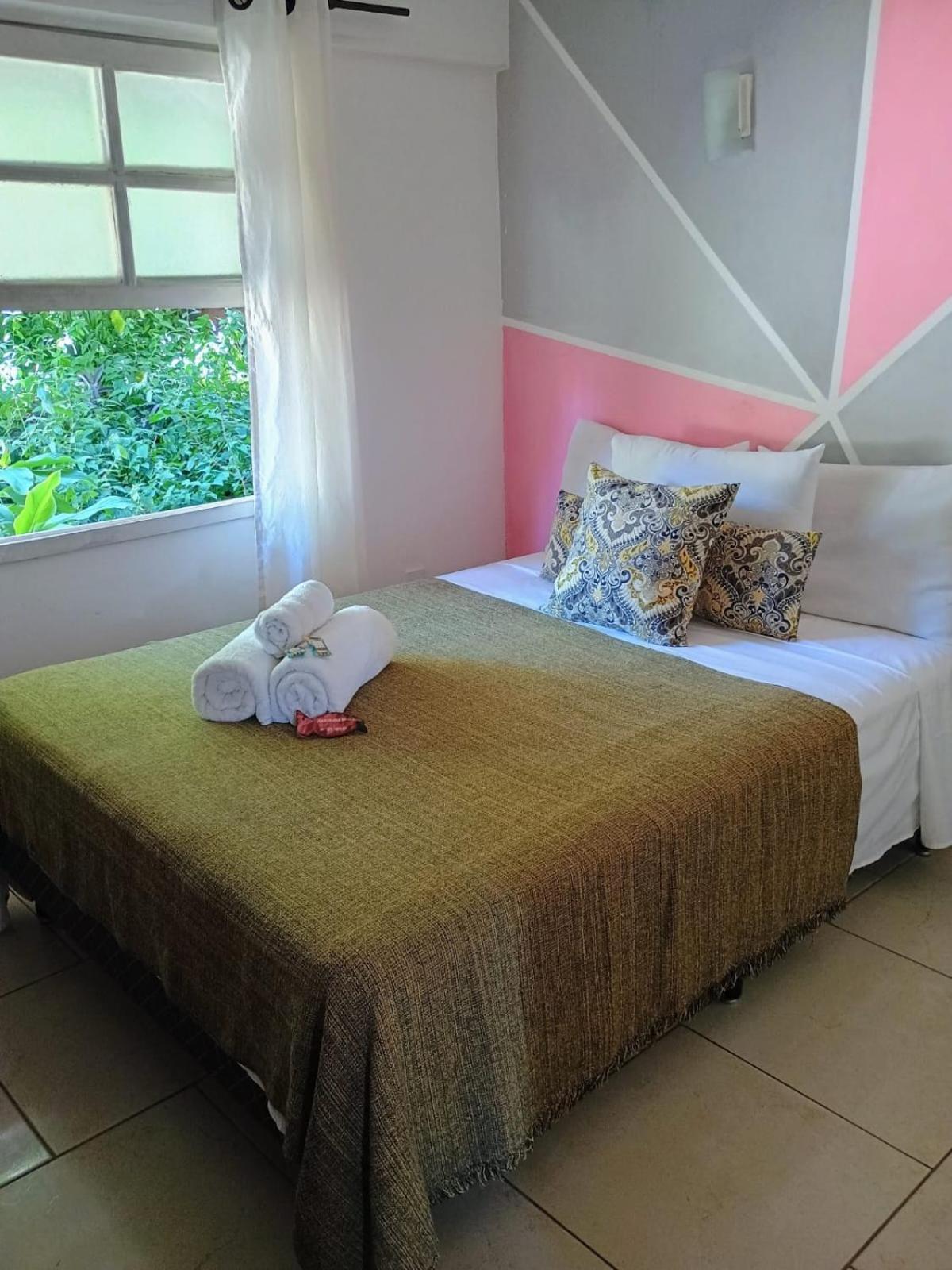 Namorada Brava Bed & Breakfast